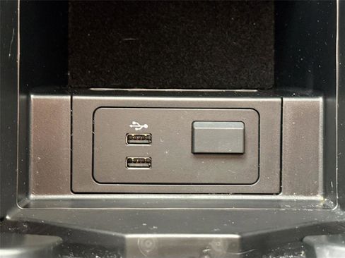 Certified 2023 MAZDA CX-9 Touring image 36