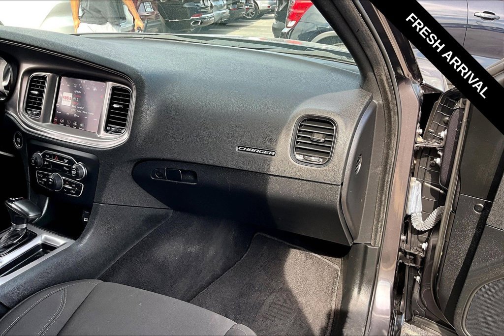 Used 2023 Dodge Charger SXT w/ Blacktop Package RWD image 25