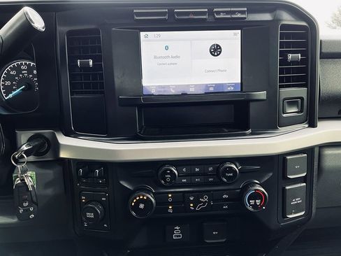 Used 2023 Ford F350 XLT w/ FX4 Off-Road Package image 10