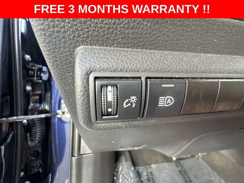 Used 2023 Toyota Corolla LE FWD image 37