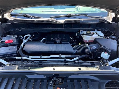 Used 2023 Chevrolet Silverado 1500 LT AWD/4WD image 30