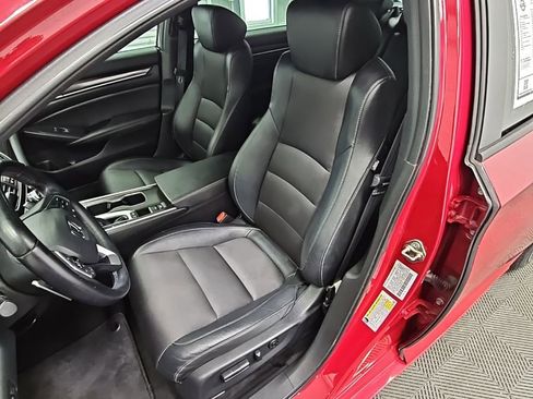 Used 2019 Honda Accord Sport image 28