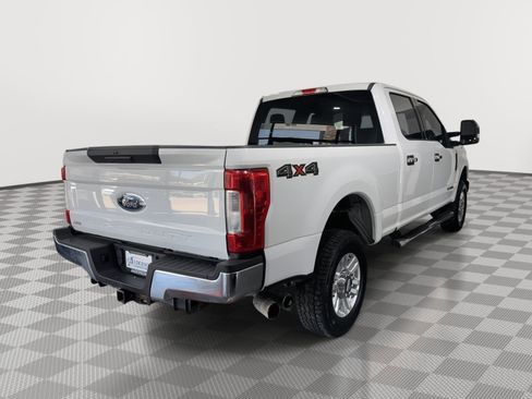 Used 2017 Ford F250 XLT AWD/4WD image 7