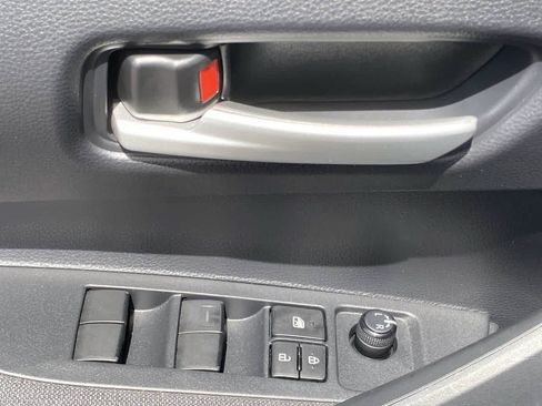 Certified 2021 Toyota Corolla LE w/ Carpet Mat Package (TMS) FWD image 13