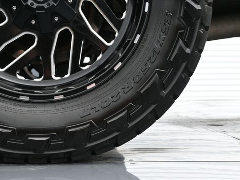 Used 2016 Ford F150 Lariat w/ Equipment Group 502A Luxury image 23