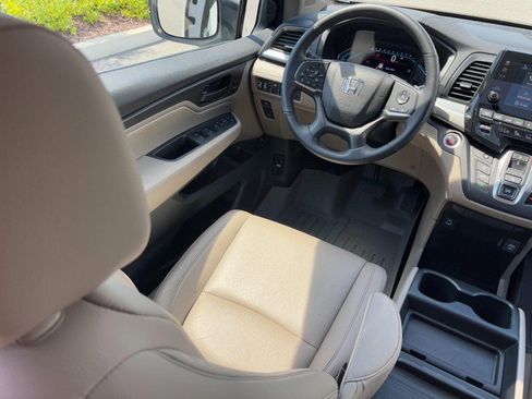 Used 2024 Honda Odyssey EX-L image 14