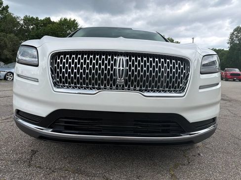 Used 2022 Lincoln Nautilus AWD image 5