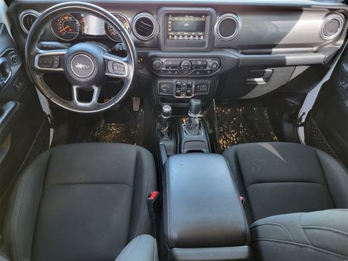 Used 2021 Jeep Wrangler Unlimited Sahara image 25