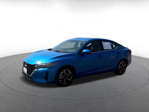 Used 2025 Nissan Sentra SV FWD image 6