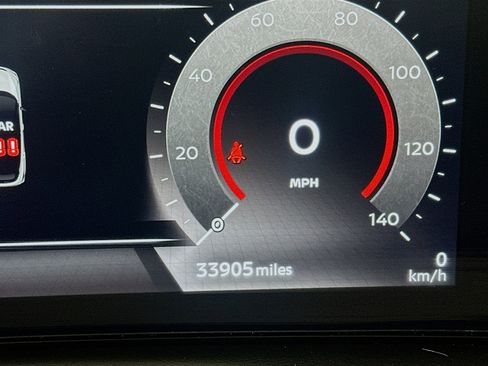 Used 2023 Nissan Ariya FWD image 19