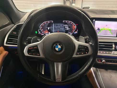 Used 2021 BMW X5 sDrive40i w/ M Sport Package RWD image 14