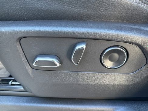 Used 2025 GMC Sierra 2500 Denali w/ Denali Reserve Package image 16