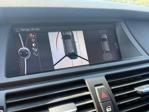 Used 2011 BMW X5 M image 14