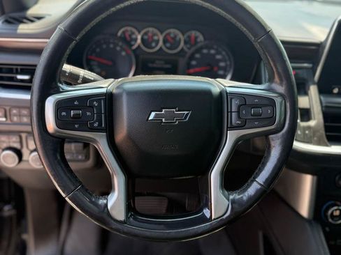 Used 2021 Chevrolet Tahoe Z71 w/ Z71 Signature Package AWD/4WD image 12