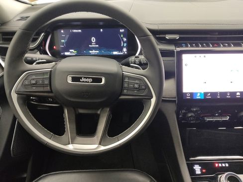 Used 2022 Jeep Grand Cherokee Limited 4xe image 22