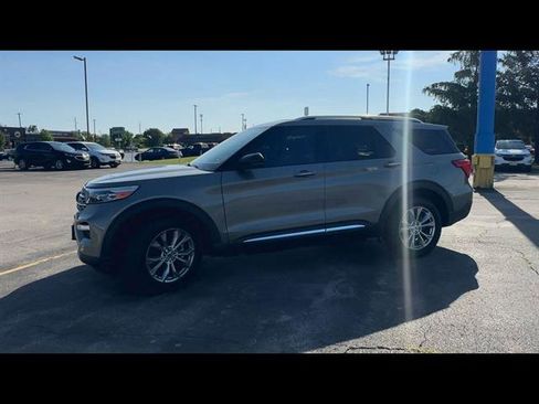 Used 2020 Ford Explorer Limited AWD/4WD image 11