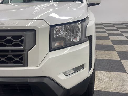 Used 2023 Nissan Frontier SV AWD/4WD image 25