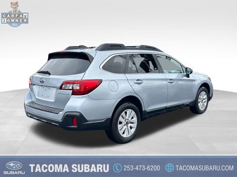 Used 2018 Subaru Outback 2.5i Premium image 6