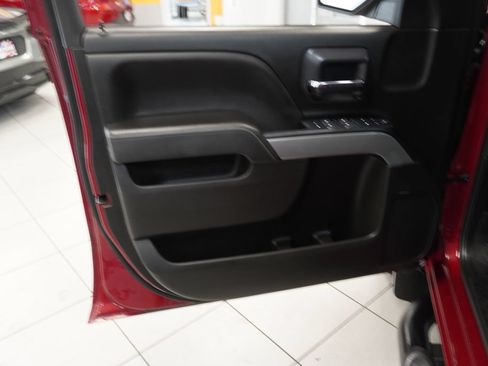 Used 2018 Chevrolet Silverado 1500 LT w/ All Star Edition AWD/4WD image 5