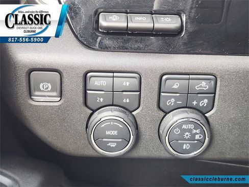 Used 2025 Chevrolet Silverado 2500 LTZ w/ LTZ Premium Package image 23