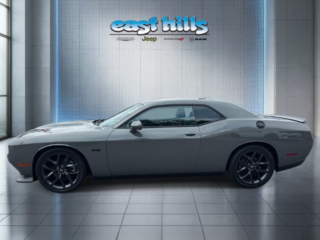 Certified 2023 Dodge Challenger R/T w/ Blacktop Package RWD image 6