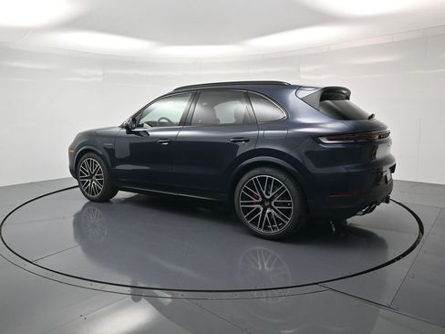 New 2026 Porsche Cayenne S AWD/4WD image 3