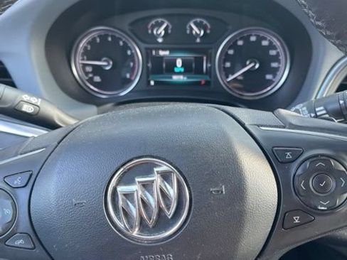 Used 2019 Buick Enclave Premium AWD/4WD image 11