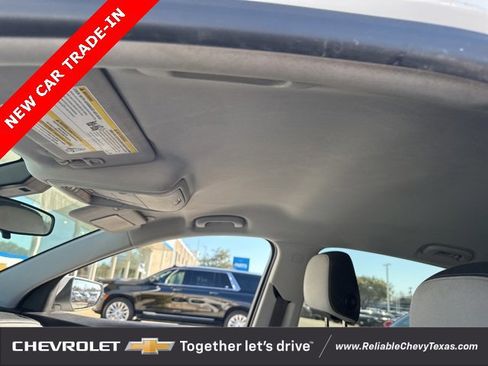 Used 2020 Chevrolet Equinox LT image 23