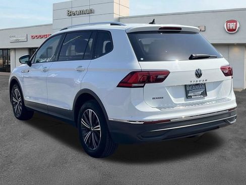 Used 2024 Volkswagen Tiguan SE FWD image 5