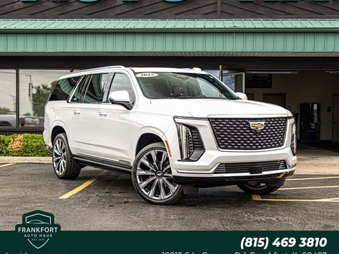 Used 2025 Cadillac Escalade ESV Premium Luxury w/ Touring Package AWD/4WD image 1