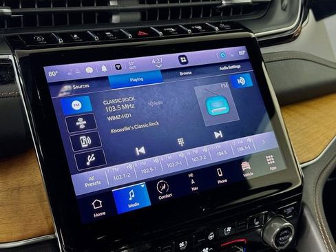 Used 2023 Jeep Grand Cherokee L Summit image 19