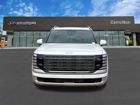 New 2026 Hyundai Palisade Calligraphy FWD image 2