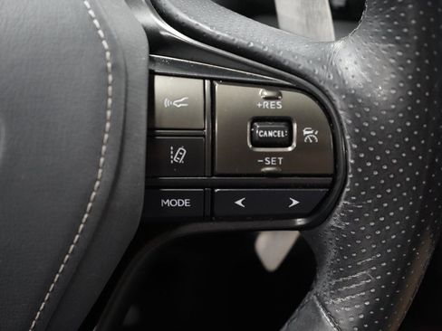 Used 2019 Lexus LC 500 Coupe w/ Sport Package RWD image 13
