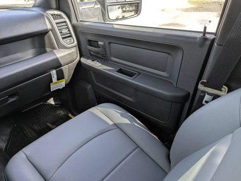 New 2026 RAM 3500 Tradesman w/ Chrome Appearance Group A AWD/4WD image 15