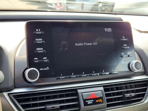 Used 2020 Honda Accord LX image 21