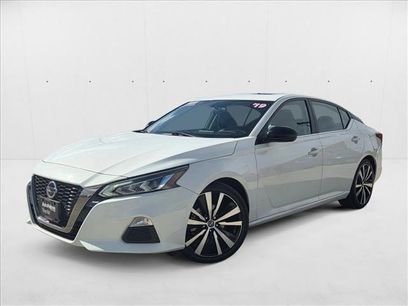 Used 2019 Nissan Altima 2.5 SR w/ SR Premium Package