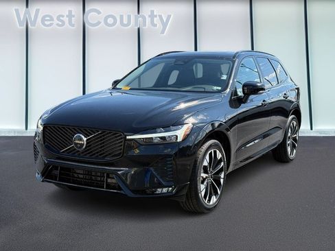 Certified 2026 Volvo XC60 B5 Plus AWD/4WD image 9