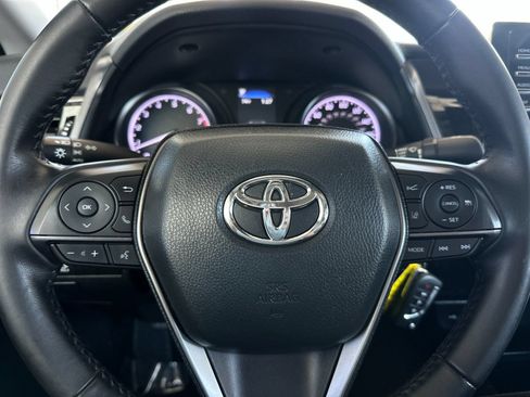 Used 2024 Toyota Camry SE FWD image 19