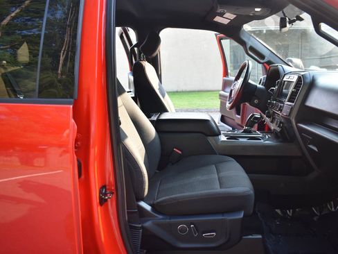 Used 2017 Ford F150 XLT w/ Equipment Group 302A Luxury AWD/4WD image 22