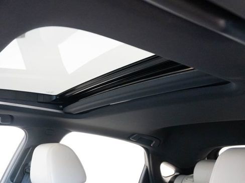 Certified 2024 Honda Civic Sport Touring image 4