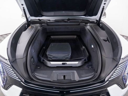 New 2025 Cadillac Escalade IQ Sport 1 w/ LPO, ONYX Package image 30