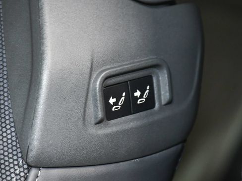 Used 2022 Land Rover Defender 90 X-Dynamic HSE AWD/4WD image 47