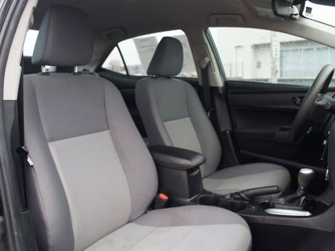 Used 2019 Toyota Corolla L image 16