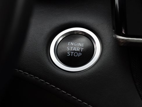 Certified 2020 Toyota Highlander Platinum image 39