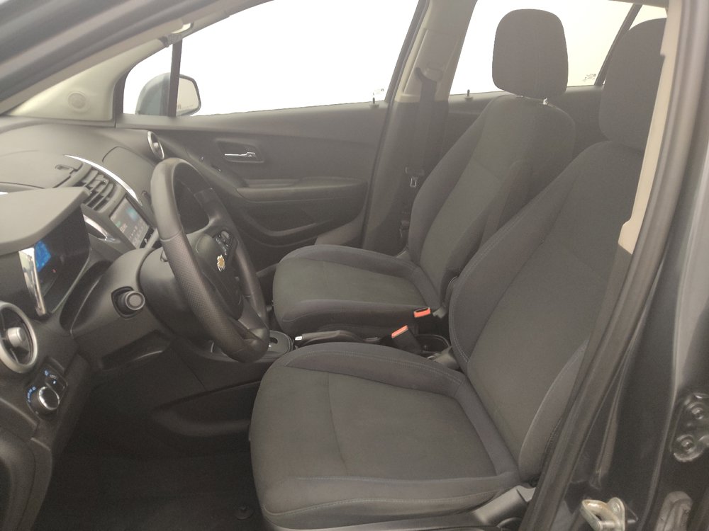 Used 2016 Chevrolet Trax LS w/ LPO, Protection Package AWD/4WD image 17