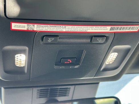 Used 2026 Toyota Camry SE w/ Convenience Package FWD image 18