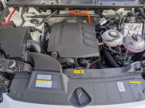 Certified 2024 Audi Q5 e Premium Plus w/ Premium Plus Package image 31