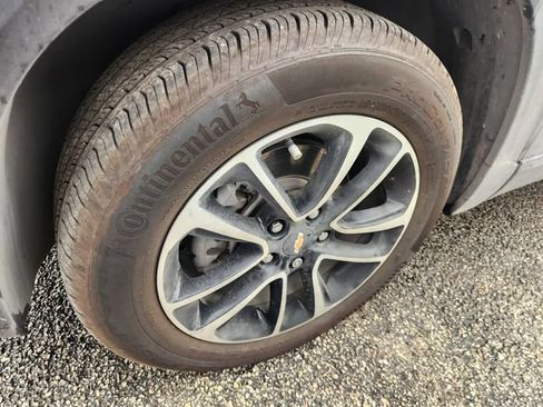 Used 2026 Chevrolet TrailBlazer LT w/ LT Cold Weather Package FWD image 10