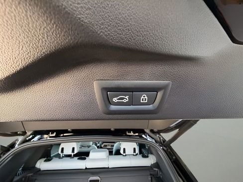 Used 2023 BMW X5 sDrive40i w/ Premium Package image 25