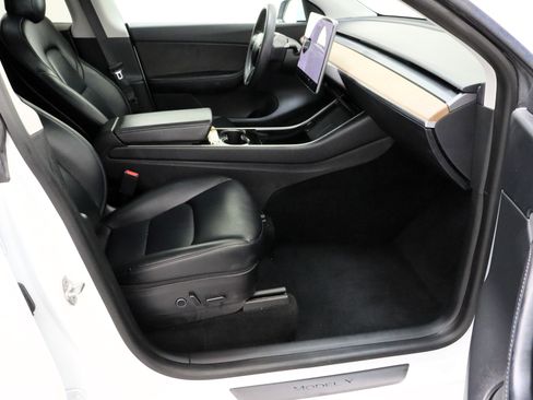 Used 2021 Tesla Model Y Performance image 36
